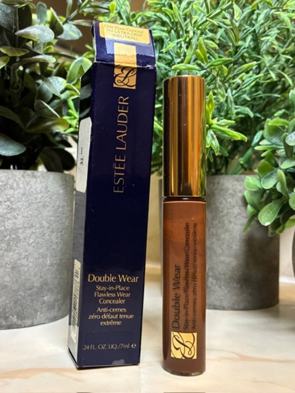 Brand New Double Wear Stay-in-Place Flawless Wear Concealer- 7N Ultra Deep